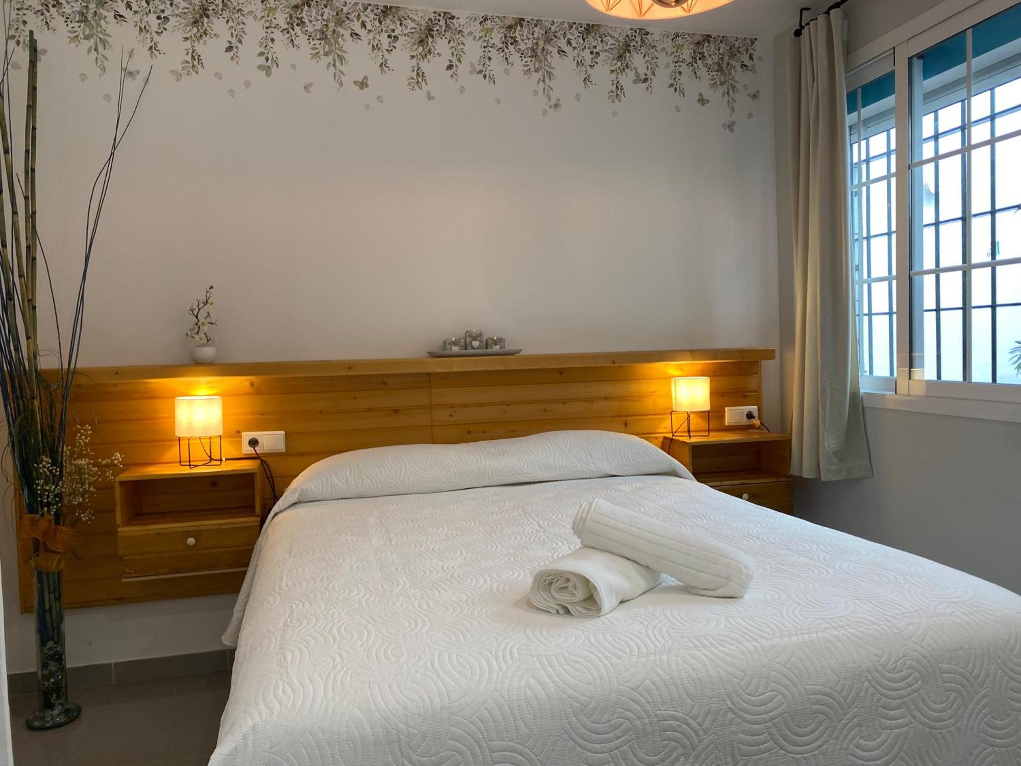 Enmitatiko Alcazar Viejo Apartment Kordoba Bagian luar foto